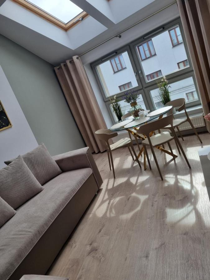 Miodowa Street Parking Free Apartment Krakow